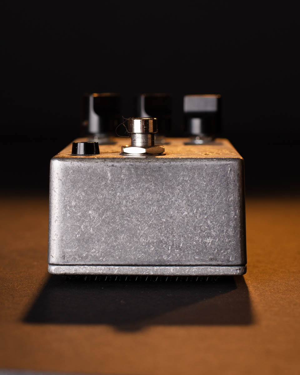 Frayle "D.A.M. Black Acid" inspired fuzz pedal