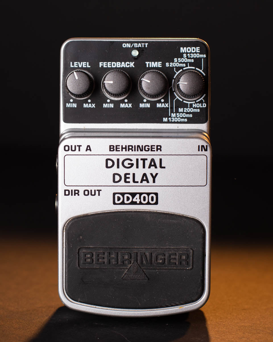 Delay　Digital　–　Behringer　DD400　by　Pedal　(used　Frayle)